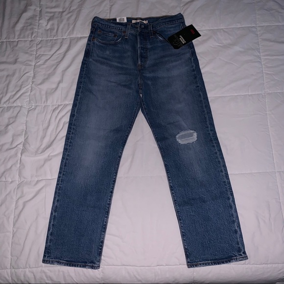 Levi’s Wedgie Straight Jeans in Jive Tone - Picture 3 of 6